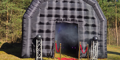 Glowdome Disco Tent huren Glowdome disco tent huren met rode loper en verlichting